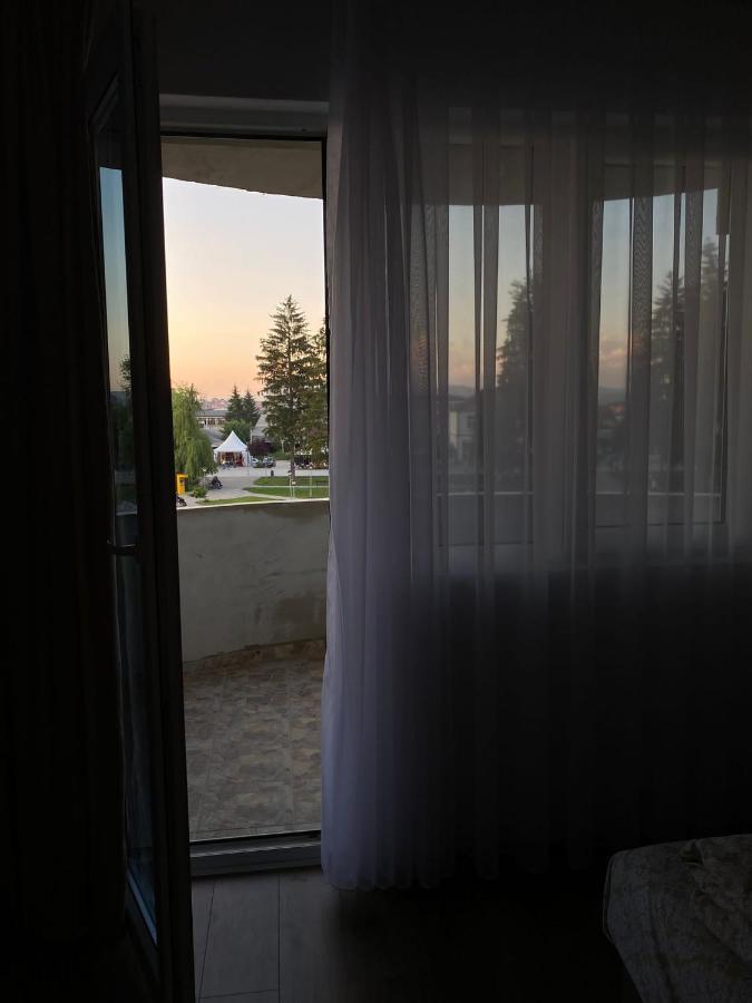 셰니차 Vila Centar Mb B&B 외부 사진